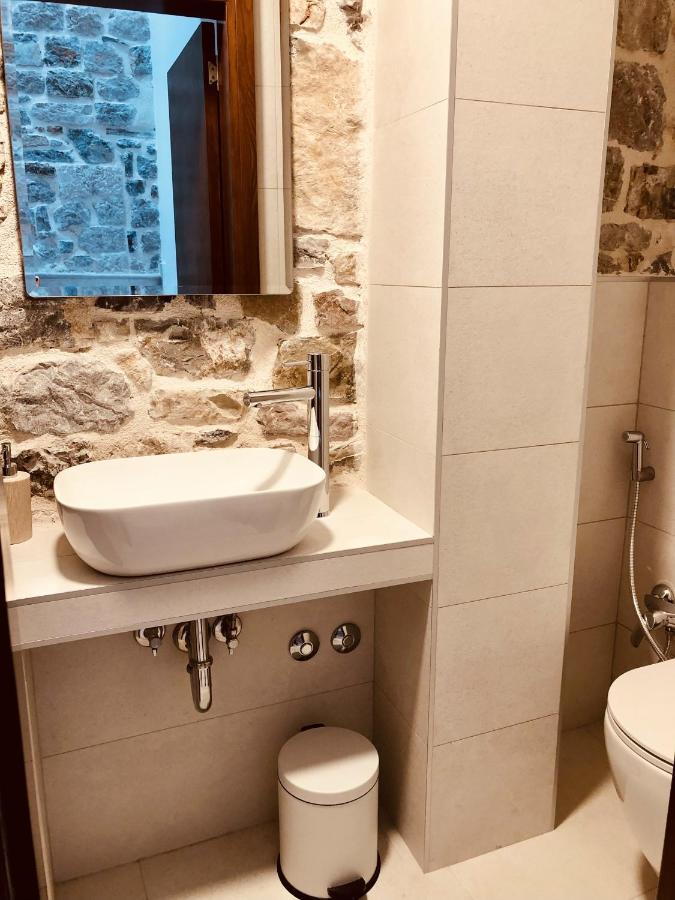 Guesthouse Giraffe Donja Lastva Esterno foto