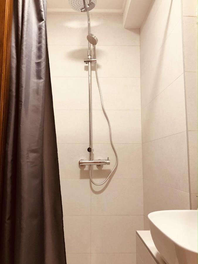 Guesthouse Giraffe Donja Lastva Esterno foto