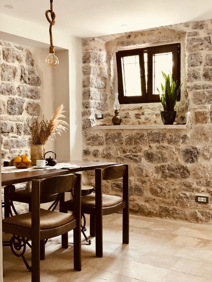Guesthouse Giraffe Donja Lastva Esterno foto