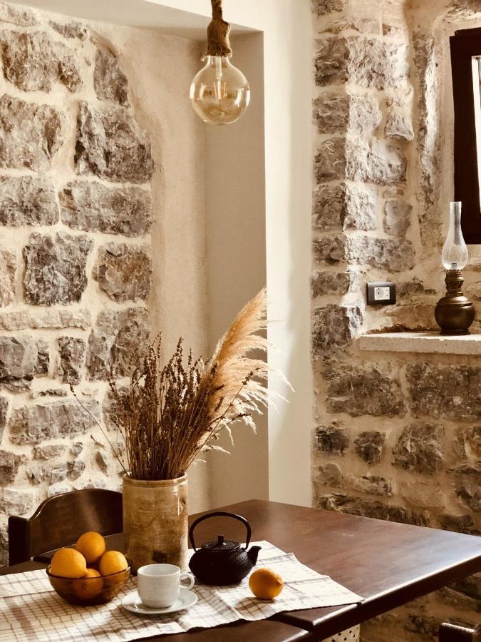Guesthouse Giraffe Donja Lastva Esterno foto
